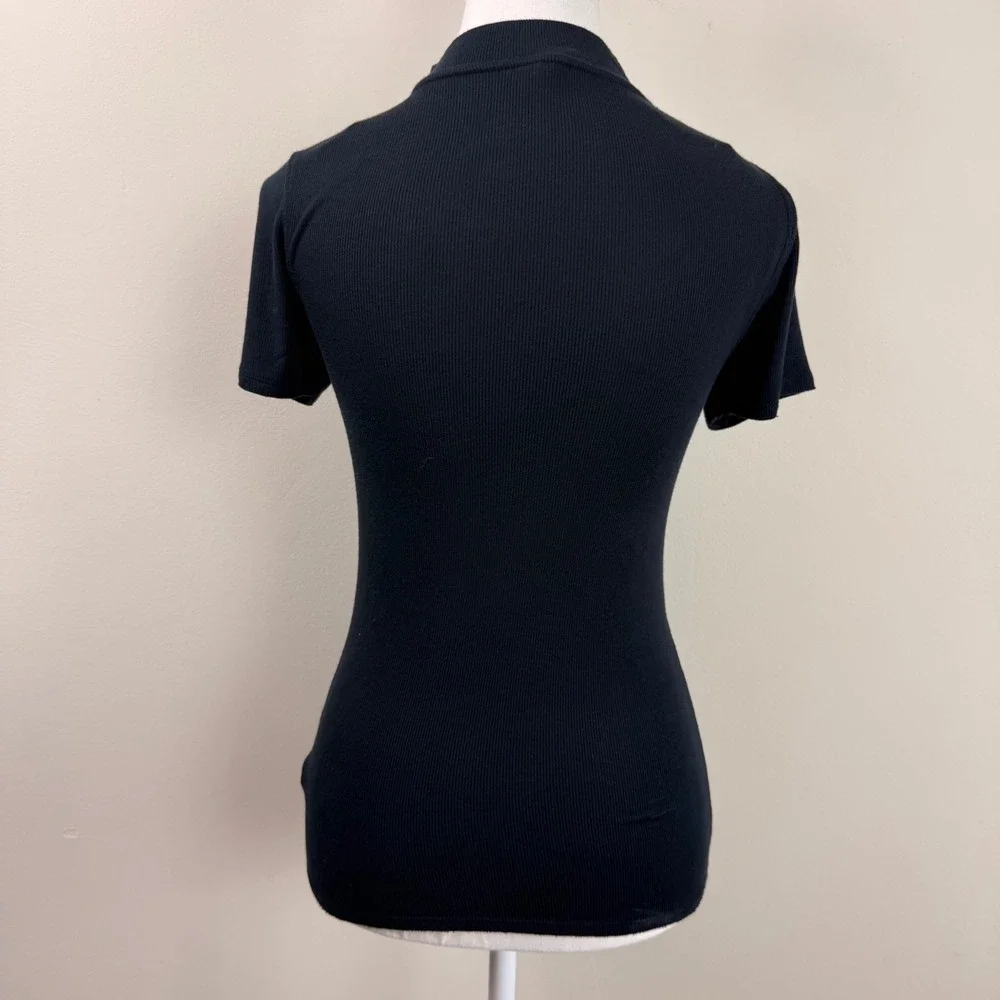We‎ The Free Free People Black Ribbed Choker Cutout Top Short Sleeve Small - Picture 5 of 5